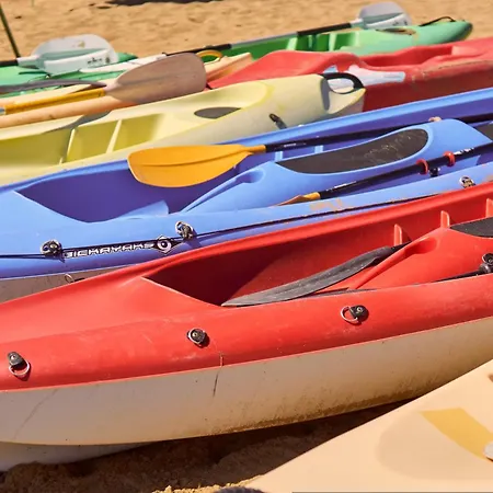 Charming For Up To 5 Guests 아파트 *