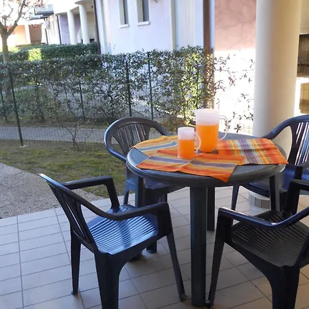 Charming For Up To 5 Guests - Beahost *